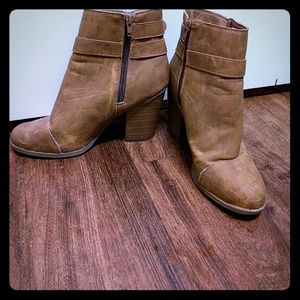 Size 8.5 Brown Suede Ankle Boots